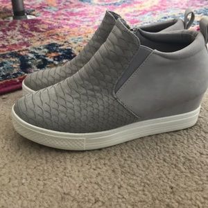 Gray snakeskin platform sneakers